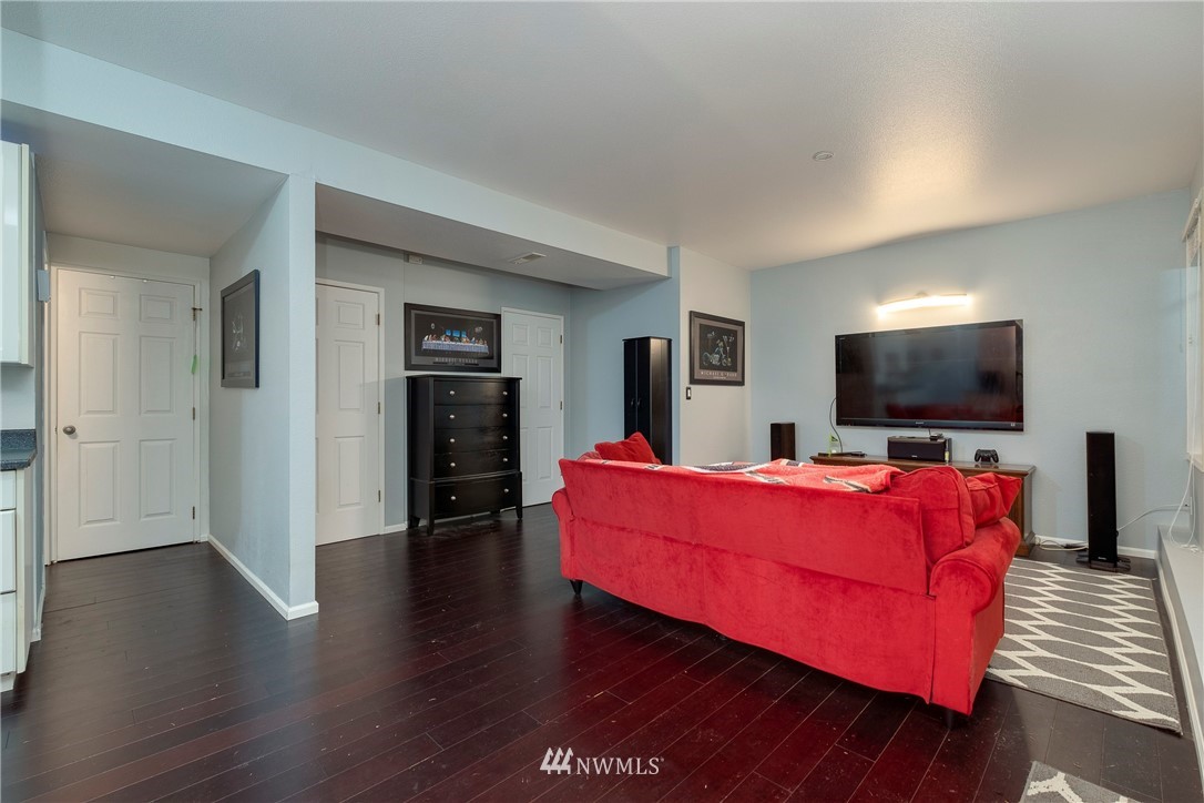 3192 Woods Road East Port Orchard, WA 98366 - Photo 33 of 40 Gallery Image 33