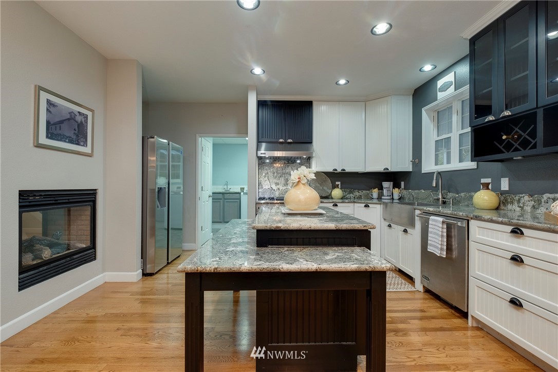 3192 Woods Road East Port Orchard, WA 98366 - Photo 8 of 40 Gallery Image 8