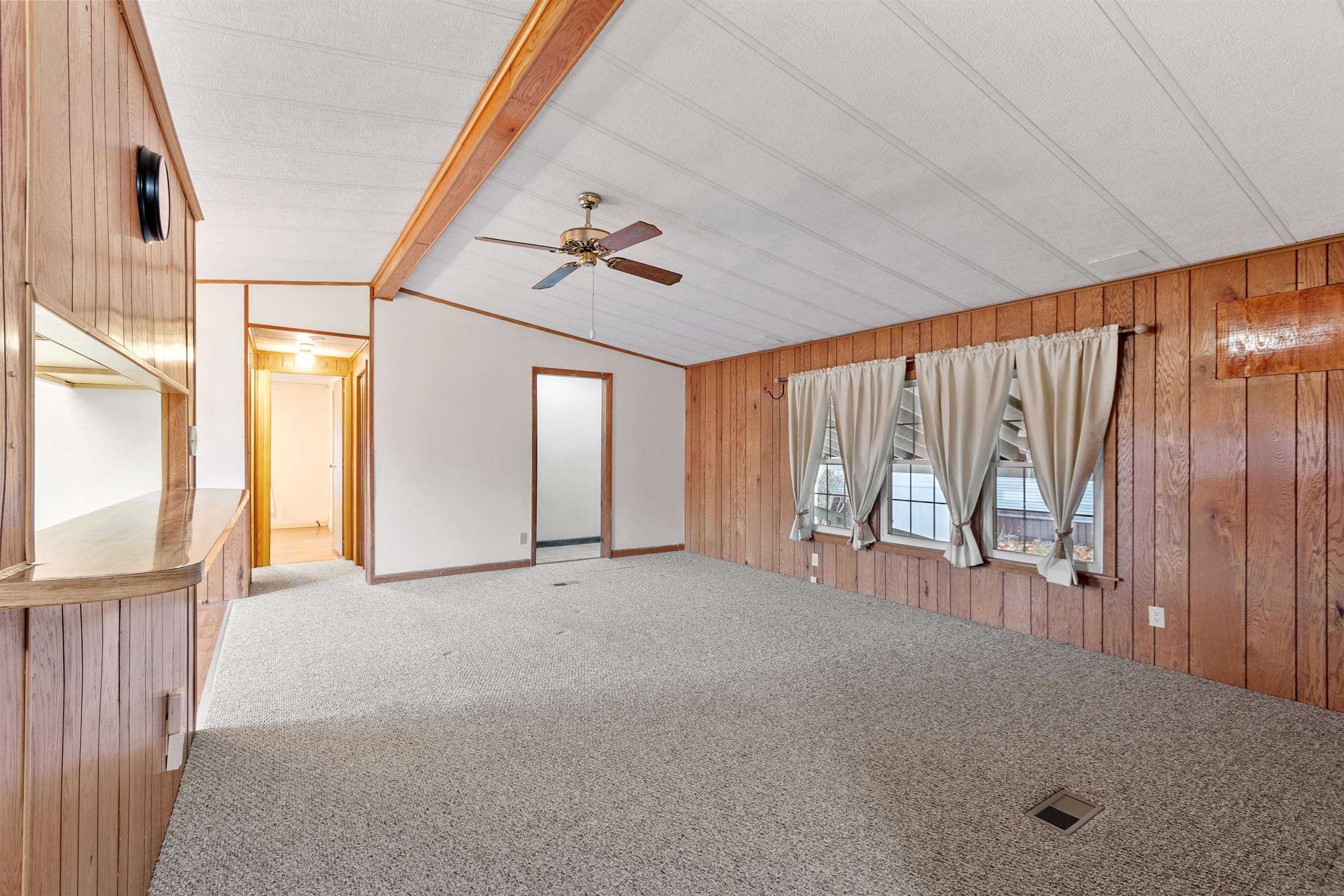 16 Roger Road Goffstown, NH 03045 - Photo 11 of 35