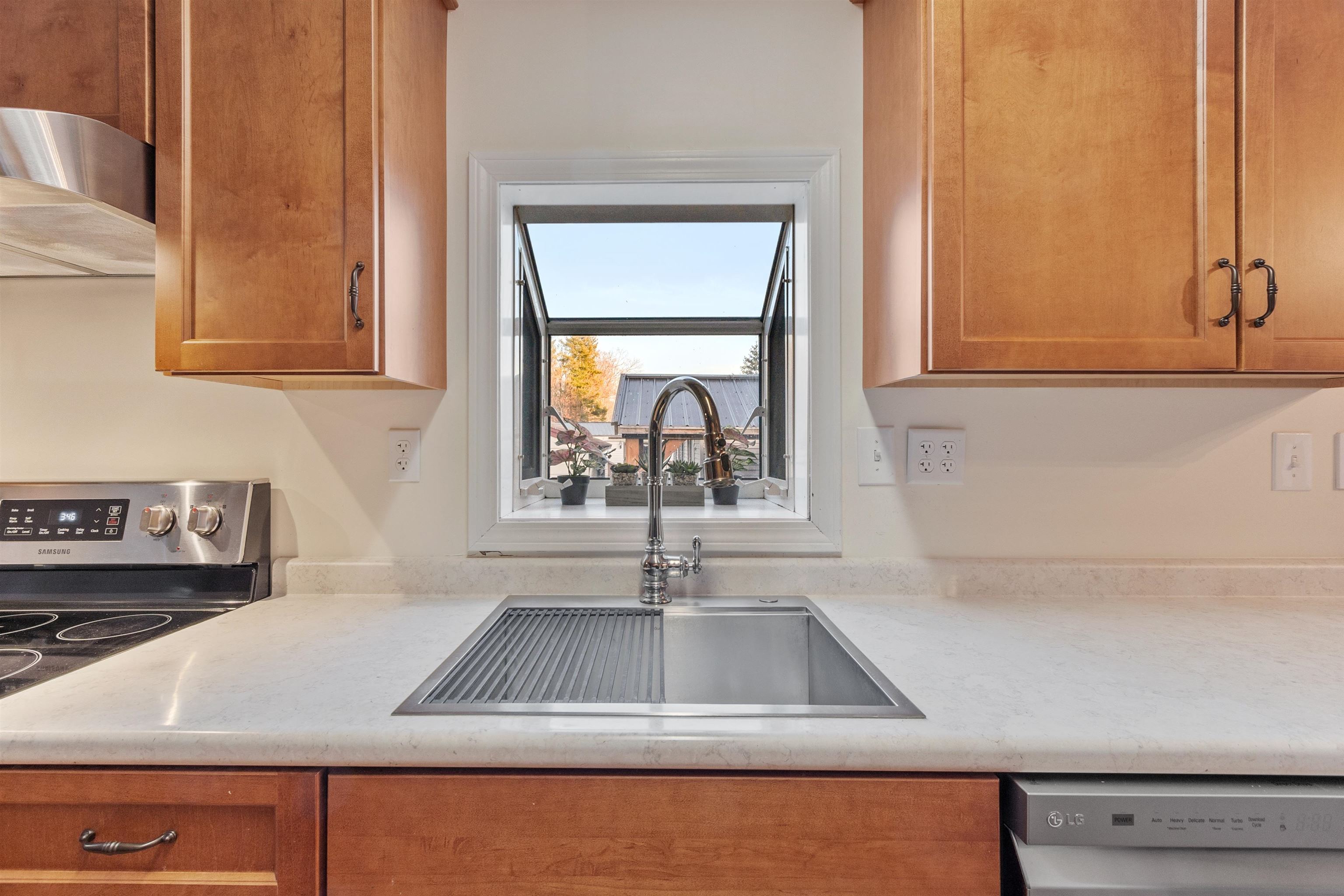 16 Roger Road Goffstown, NH 03045 - Photo 16 of 35