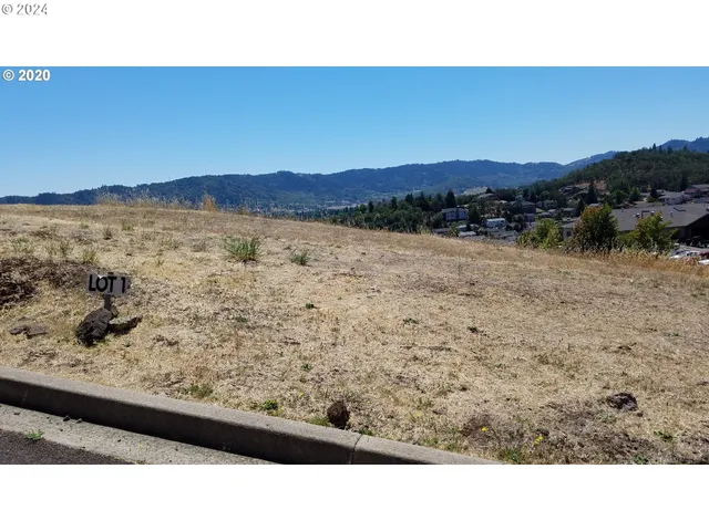 $55,000 | 1997 Warewood Terrace Court, Unit 1, Roseburg, OR 97471