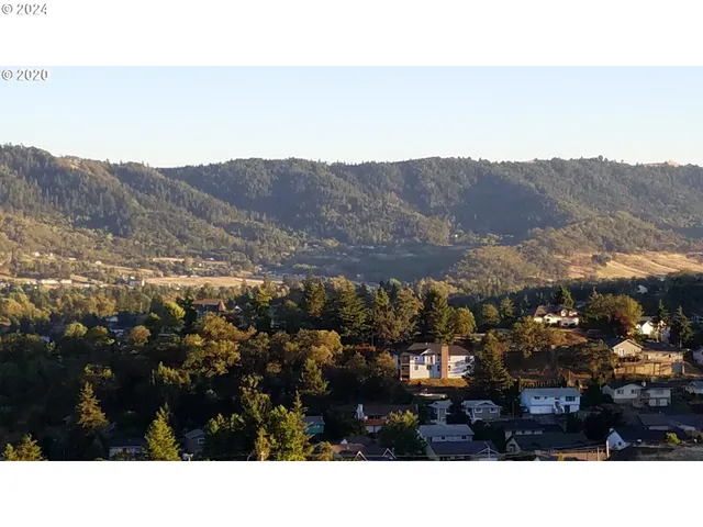 $55,000 | 1997 Warewood Terrace Court, Unit 1, Roseburg, OR 97471