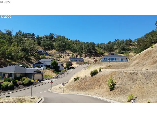 $55,000 | 1997 Warewood Terrace Court, Unit 1, Roseburg, OR 97471