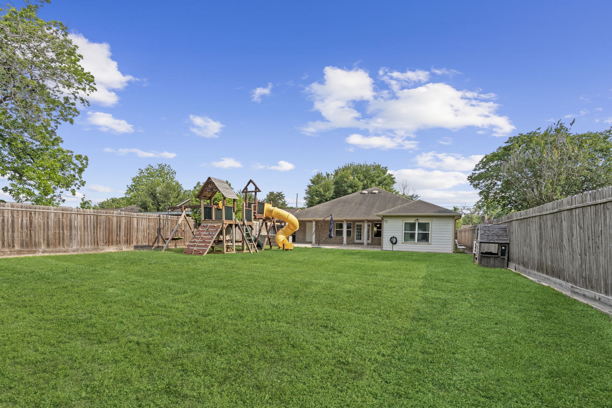 631 Apache Street Houston, TX 77022 - Photo 13 of 45 a view of a yard in front of house with a yard