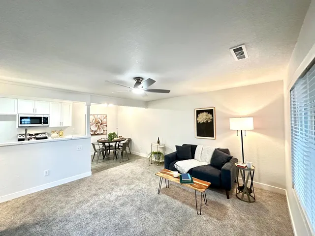 $225,000 | 700 McCoy Court, Unit 7, Lodi, CA 95240