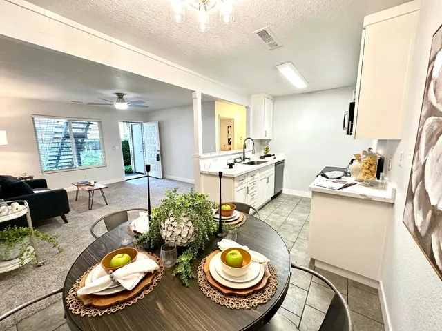 $225,000 | 700 McCoy Court, Unit 7, Lodi, CA 95240