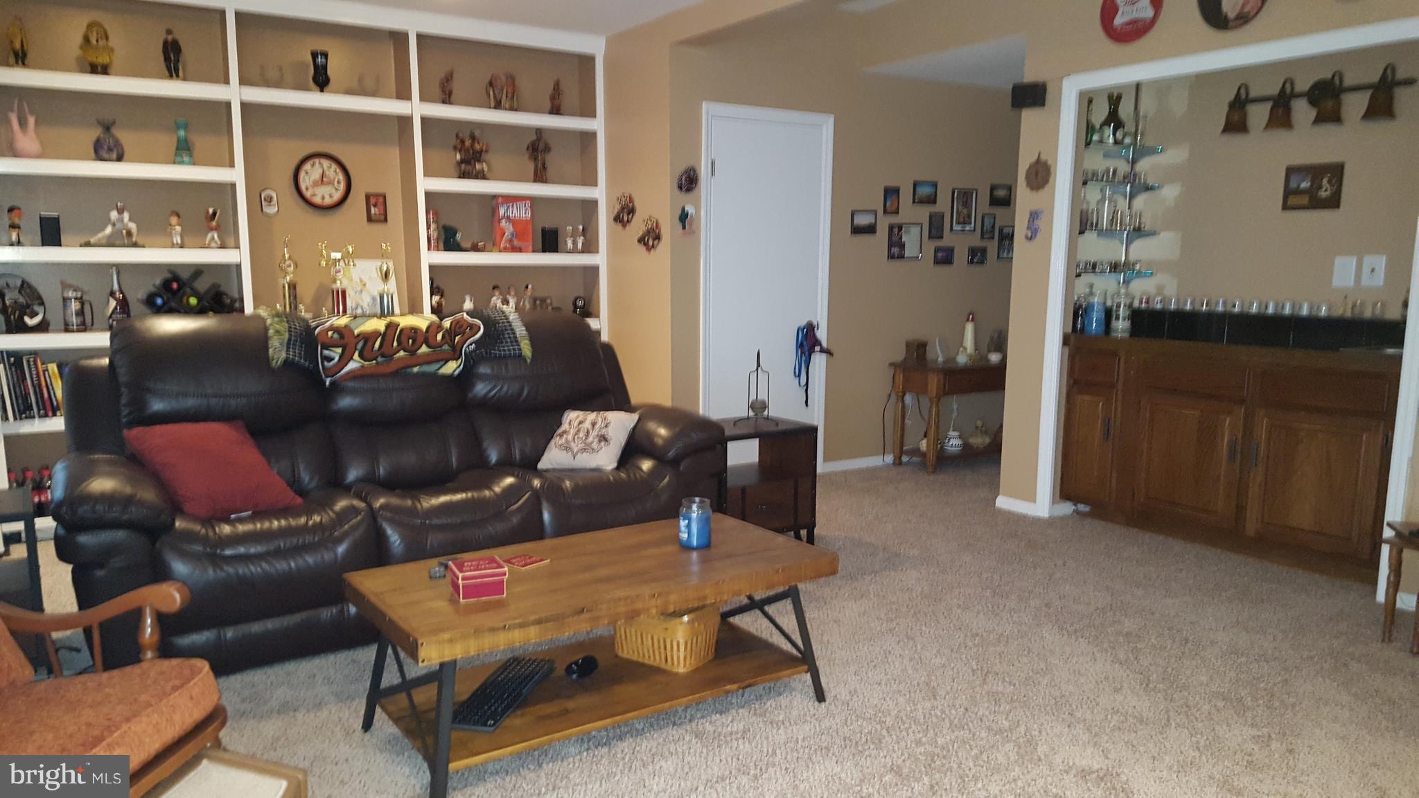 4825 Carriagepark Road Fairfax, VA 22032 - Photo 20 of 24 Family Room