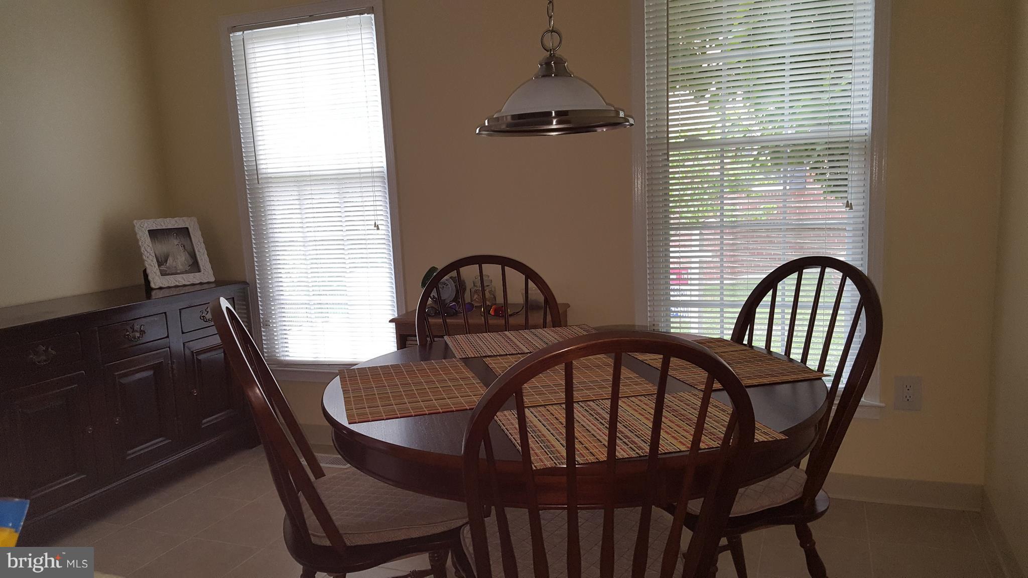 4825 Carriagepark Road Fairfax, VA 22032 - Photo 3 of 24 Kitchen