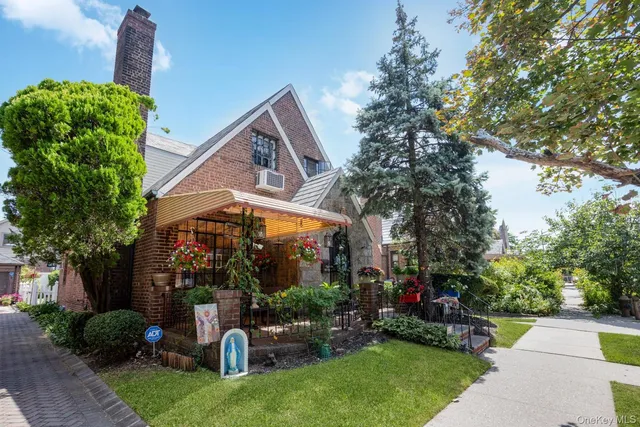 $1,425,000 | 63-127 Fitchett Street | Rego Park