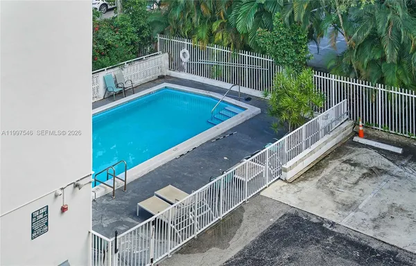 $2,200 | 1340 Lincoln Road, Unit 404, Miami Beach, FL 33139