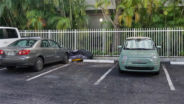 $2,200 | 1340 Lincoln Road, Unit 404, Miami Beach, FL 33139