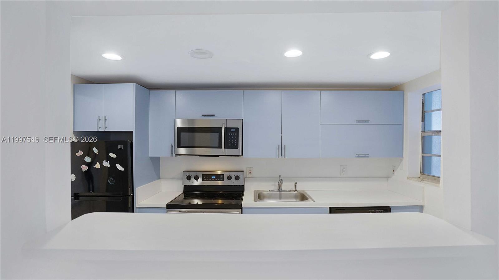 1340 Lincoln Road, Unit 404 Miami Beach, FL 33139 - Photo 5 of 41