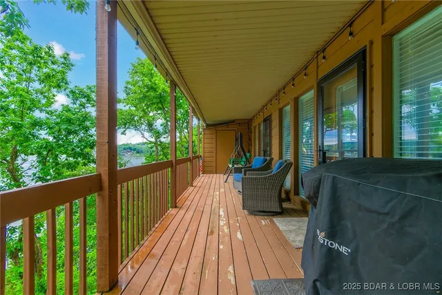 $279,900 | 107 Rock Dove Lane, Unit 2A, Camdenton, MO 65020