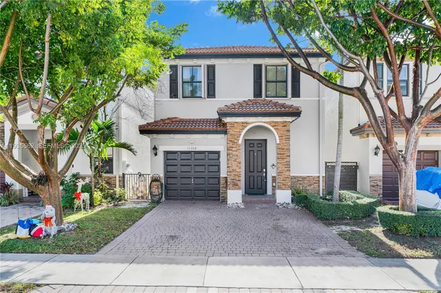 $3,000 | 11228 Southwest 239 Street, Unit 11228, Homestead, FL 33032