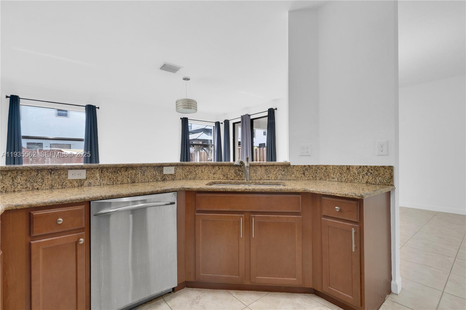 11228 Southwest 239 Street, Unit 11228 Homestead, FL 33032 - Photo 8 of 38