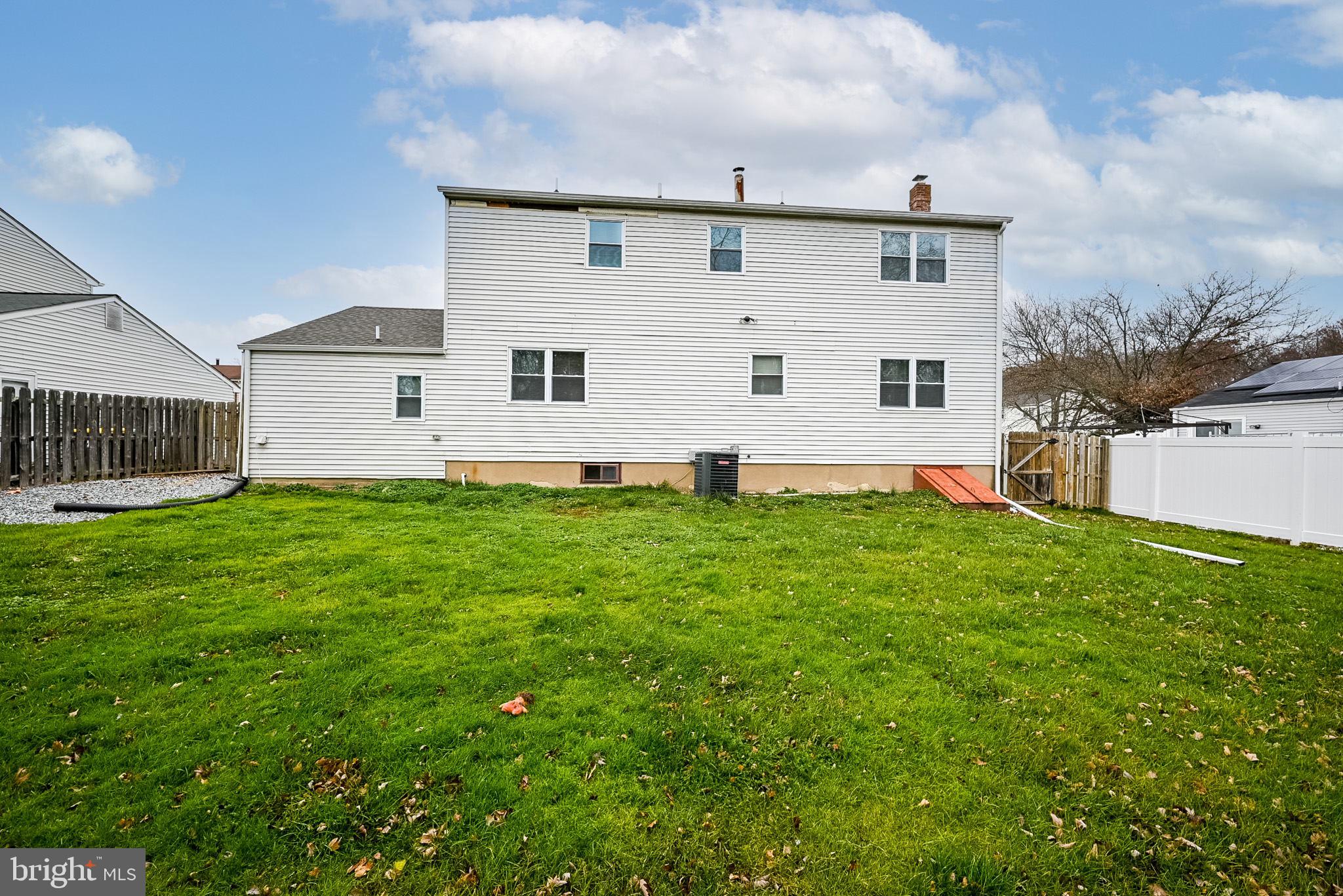 43 Robert Oakes Drive Newark, DE 19713 - Photo 5 of 53