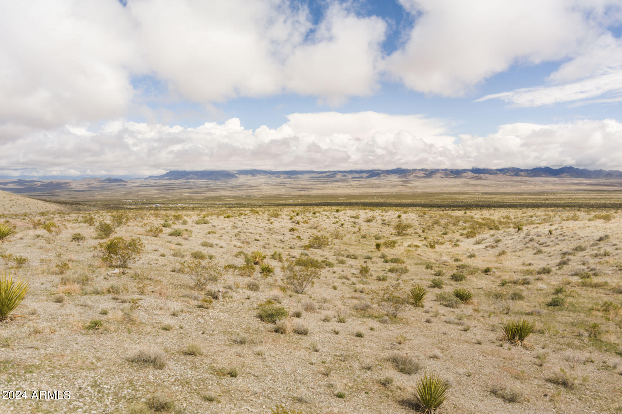 14380 North Quintana Road, Unit 27 Dolan Springs, AZ 86441 - Photo 37 of 40 MAX_0018