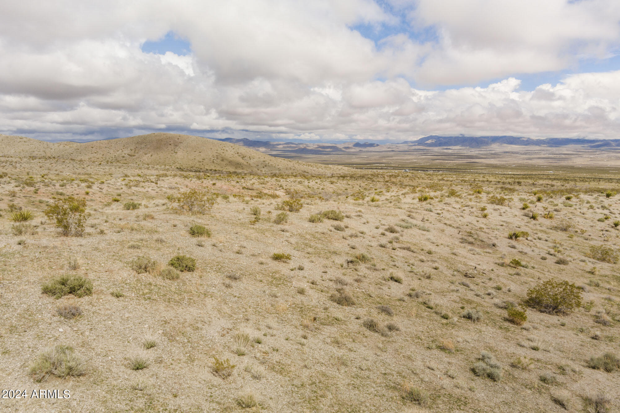 14380 North Quintana Road, Unit 27 Dolan Springs, AZ 86441 - Photo 40 of 40 MAX_0063
