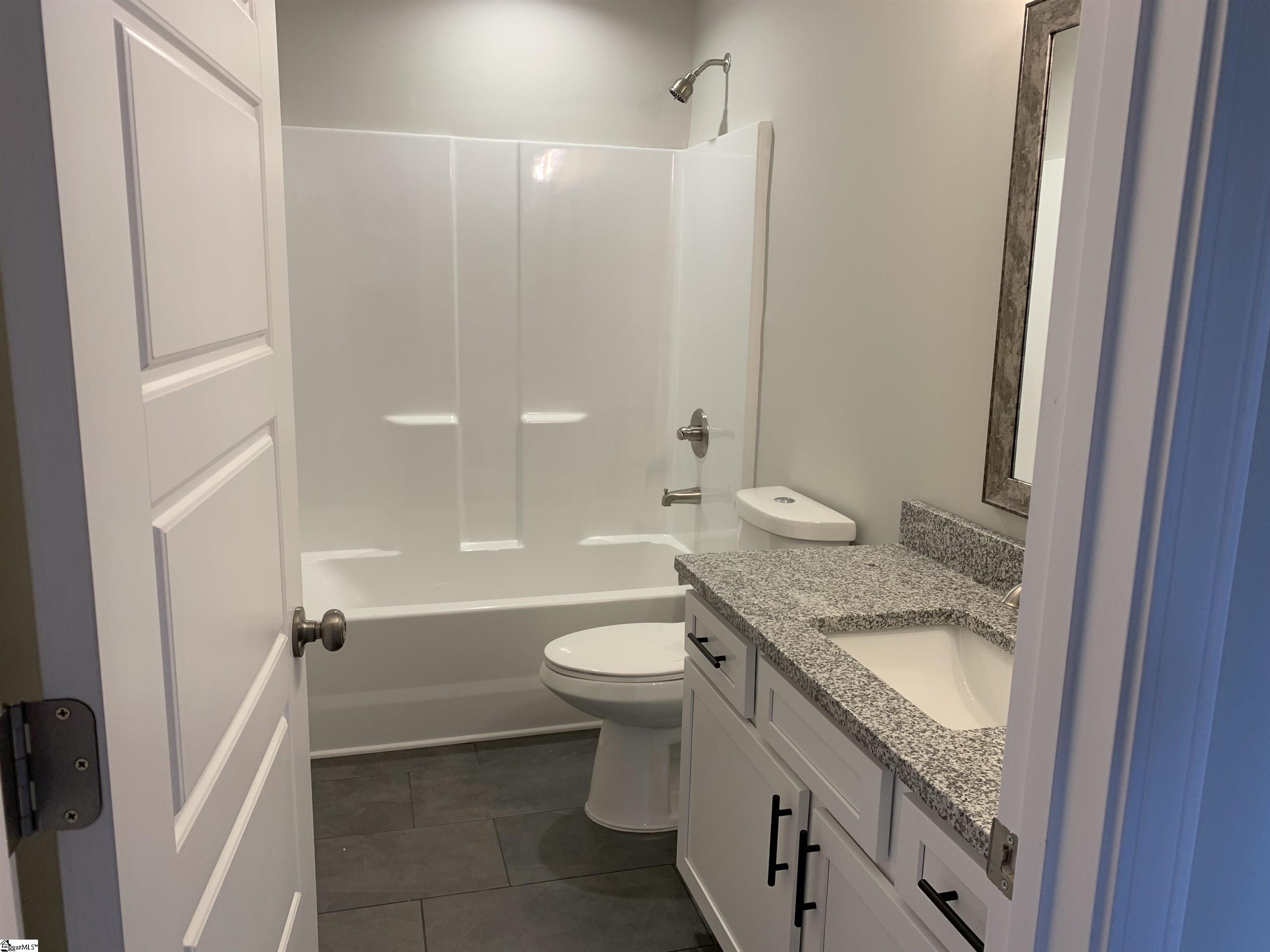 1955 Ballenger Road Wellford, SC 29385 - Photo 5 of 19