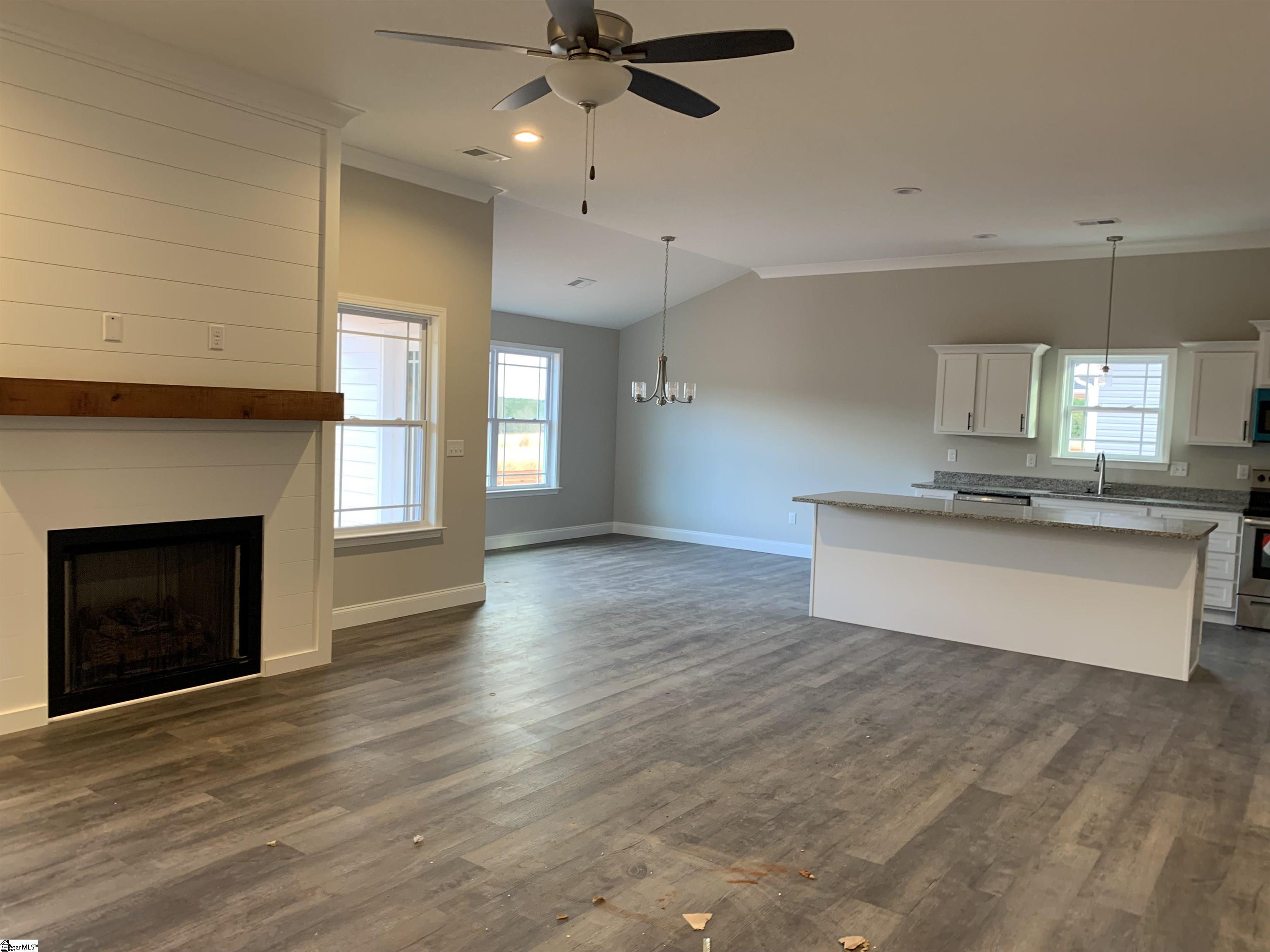 1955 Ballenger Road Wellford, SC 29385 - Photo 6 of 19