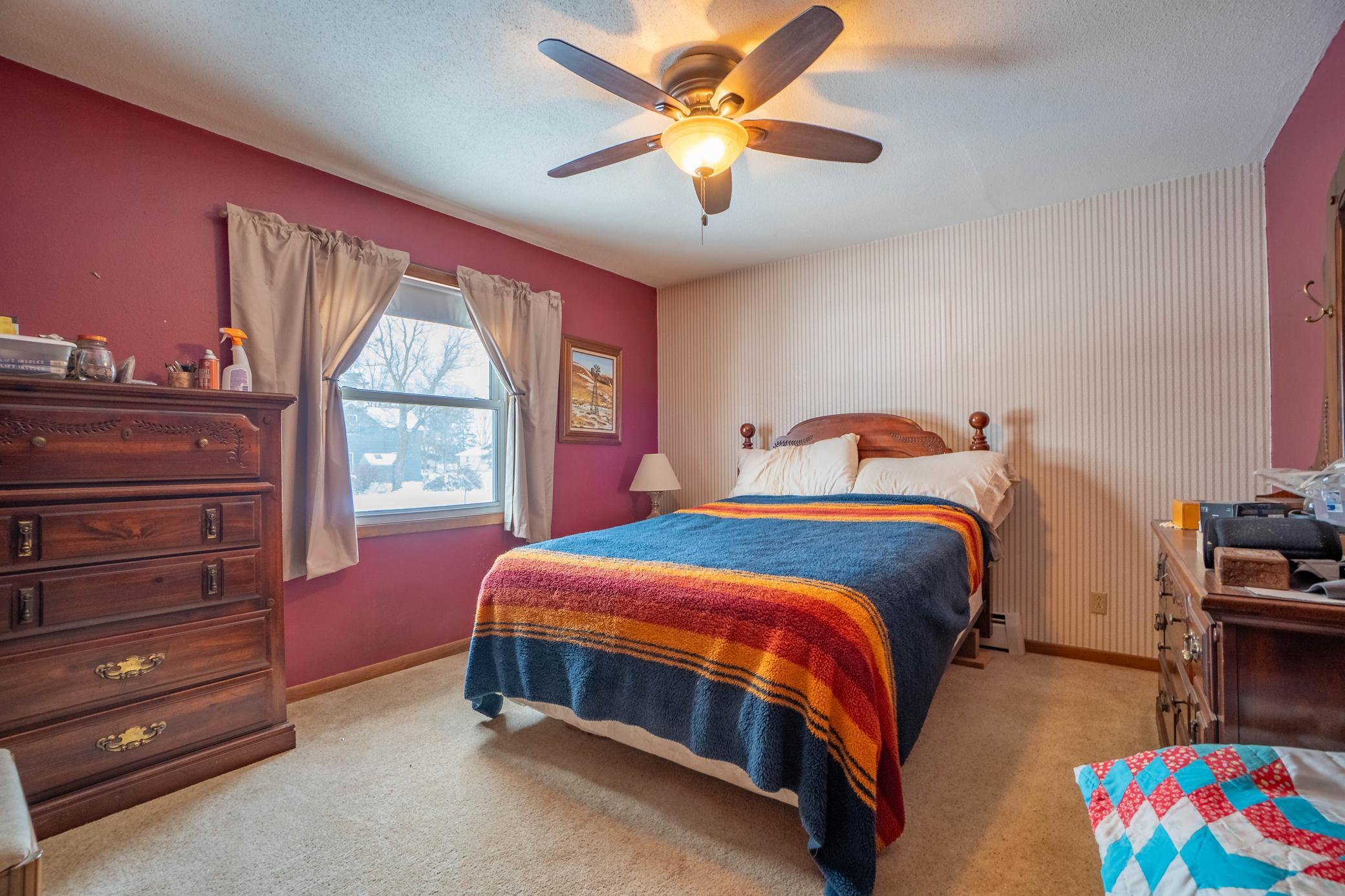 332 4th Street Northwest Perham, MN 56573 - Photo 16 of 31