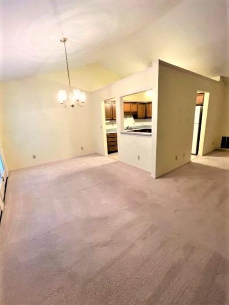 5248 Fox Ridge, Unit 101 Cincinnati, OH 45248 - Photo 5 of 18 Gallery Image 5