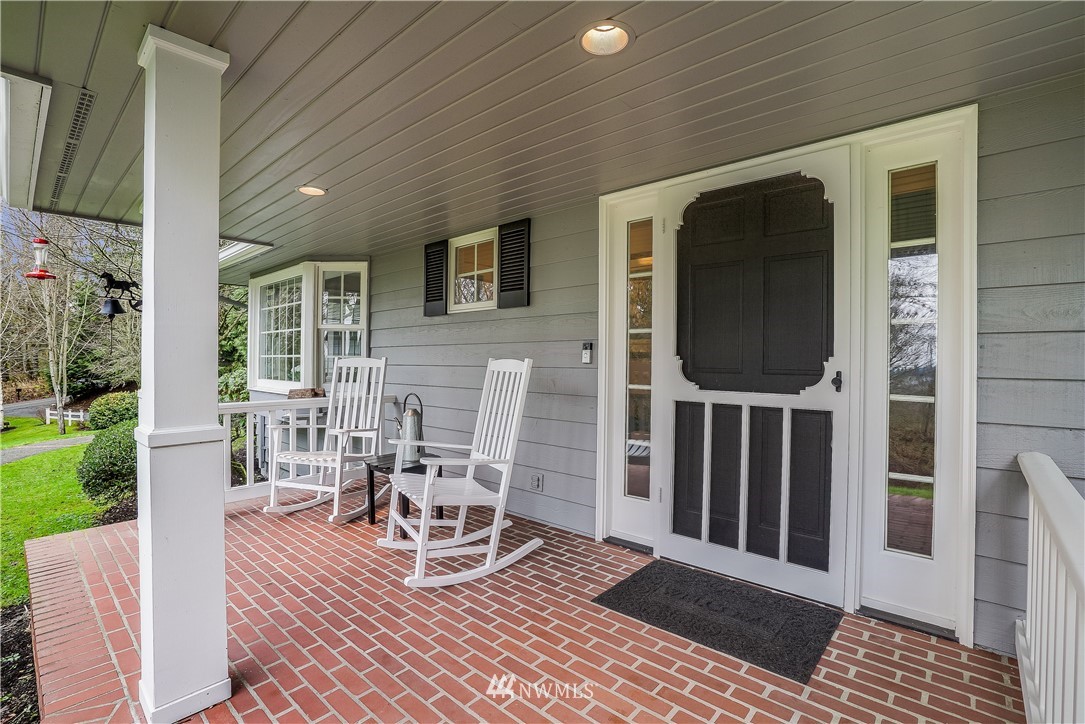 12116 Nevers Road Snohomish, WA 98290 - Photo 6 of 34 Gallery Image 6