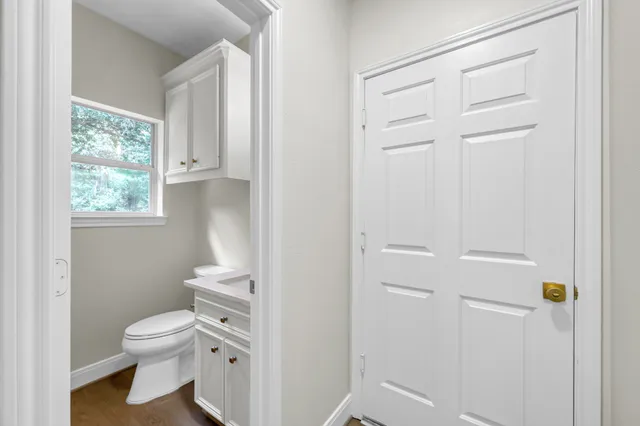 a bathroom with a toilet