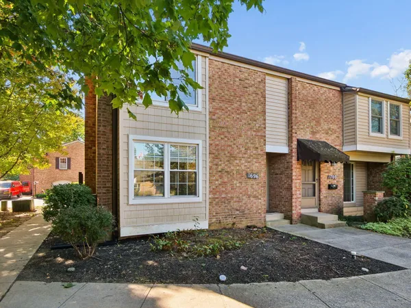 $254,900 | 1696 Moravian Street, Columbus, OH 43220