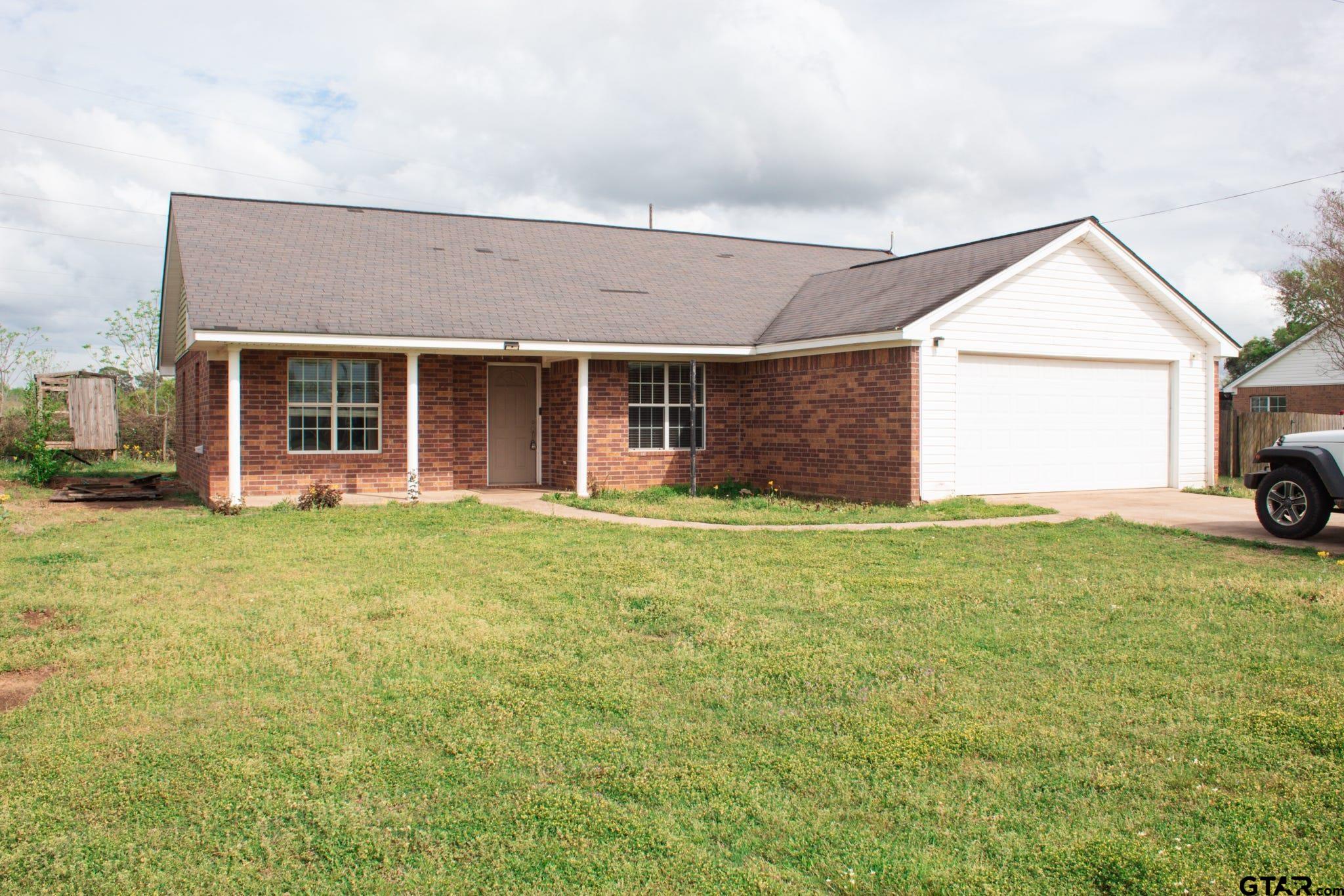 138 Meadowlark Lane Rusk, TX 75785 - Photo 2 of 23