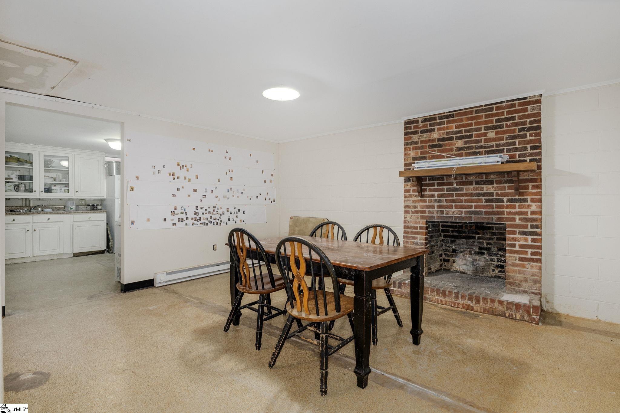 2 Roe Court Greenville, SC 29617 - Photo 18 of 24 Gallery Image 18