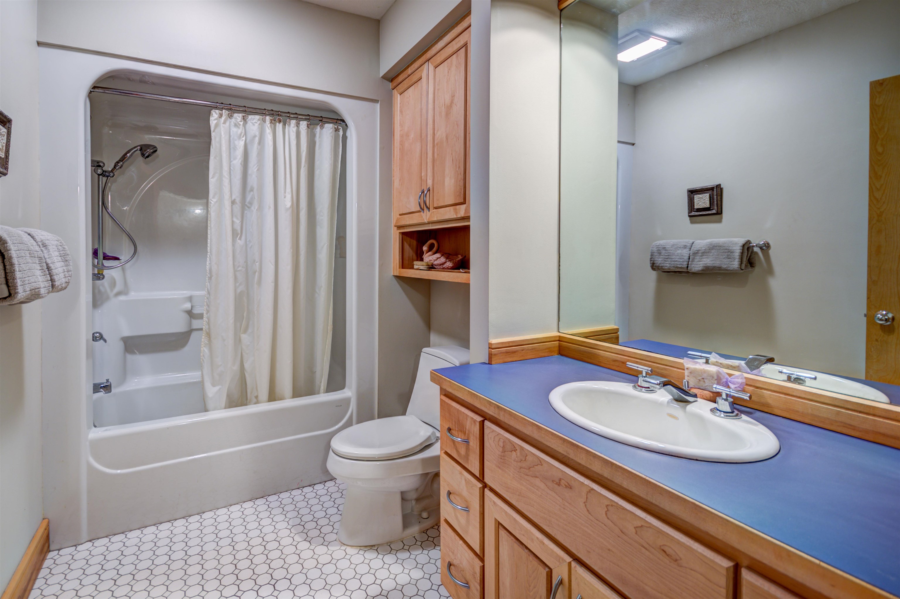 13434 Hedeen Road Traverse City, MI 49686 - Photo 39 of 42 1909212-44.JPG