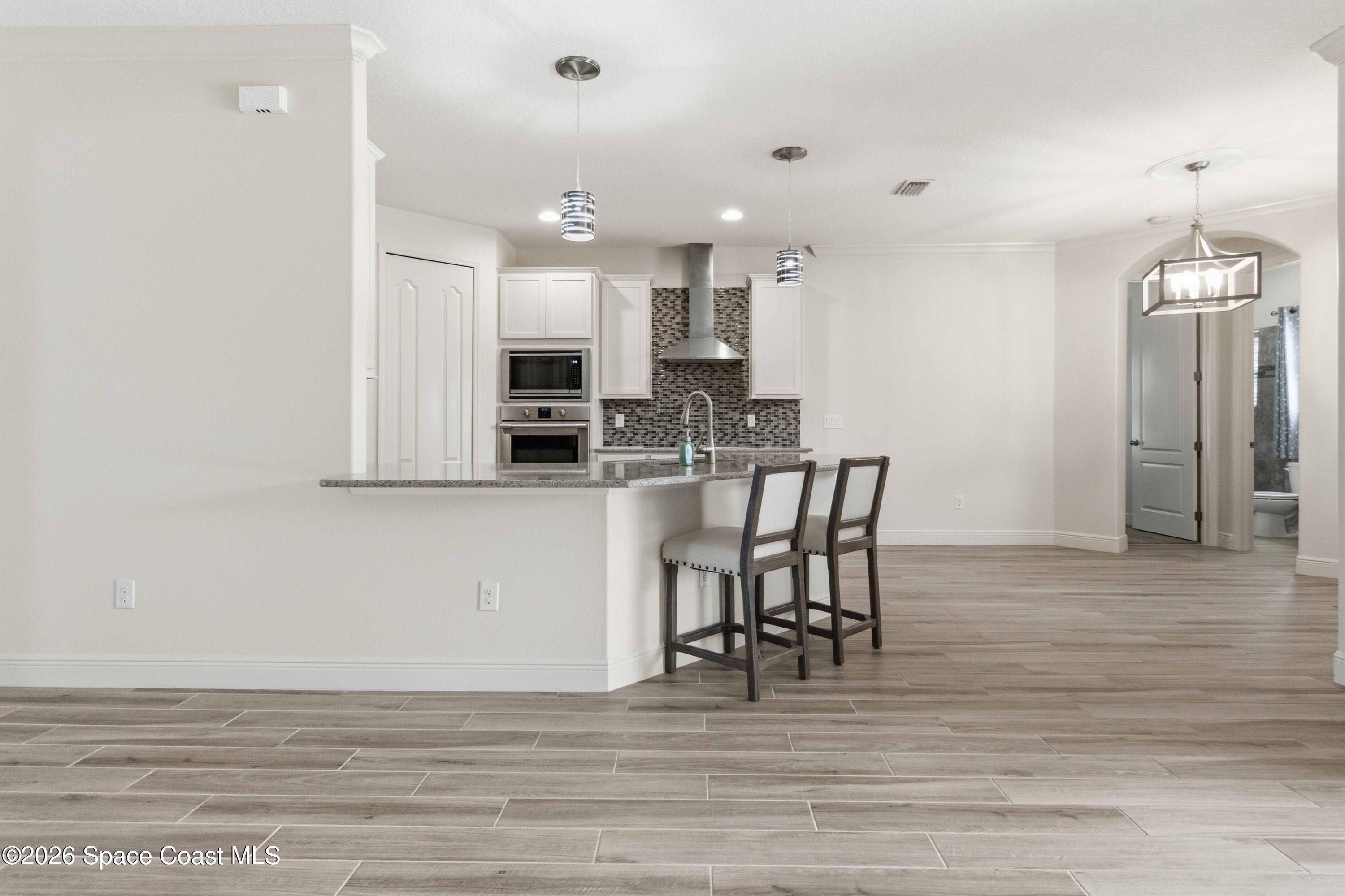 3333 Rushing Waters Drive West Melbourne, FL 32904 - Photo 10 of 72 Breakfast Bar
