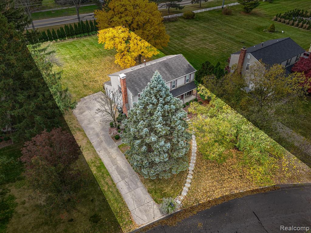 1082 Barneswood Lane Rochester, MI 48306 - Photo 8 of 26