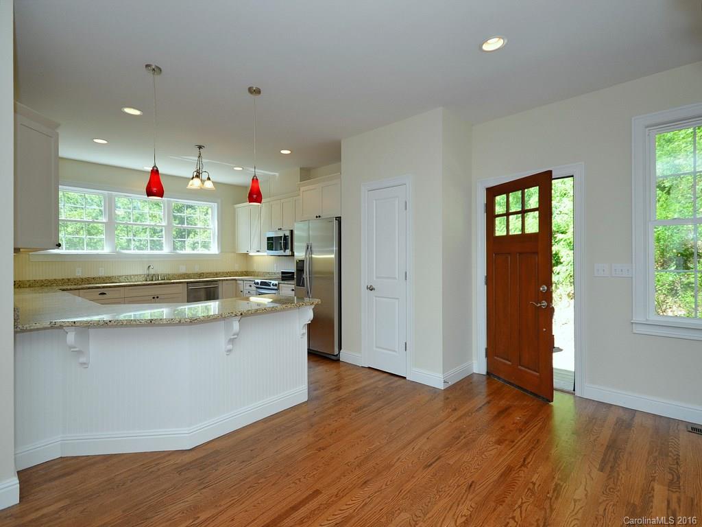 470 Lytle Cove Road Swannanoa, NC 28778 - Photo 3 of 19 Gallery Image 3