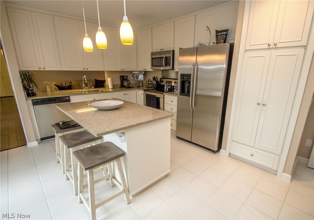 10798 Waterfall Road Strongsville, OH 44149 - Photo 7 of 23 Gallery Image 7