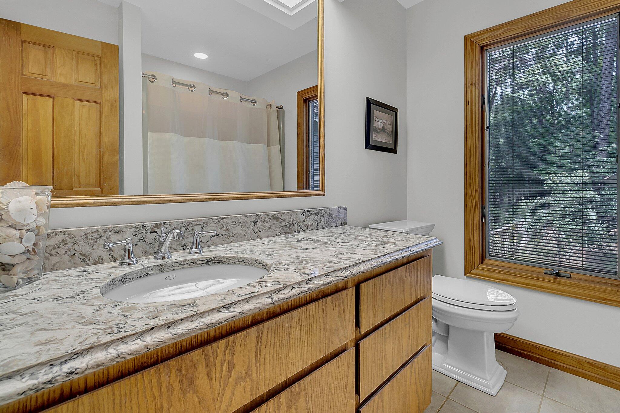 581 Commonwealth Road Mount Pleasant, SC 29466 - Photo 27 of 44 Shared Bath