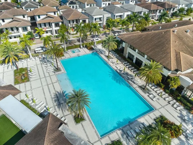 $1,925,000 | 8225 Central Park Boulevard, Doral, FL 33166