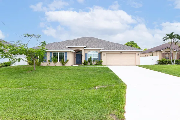 $3,300 | 1399 Southwest Edinburgh Drive, Port St. Lucie, FL 34953