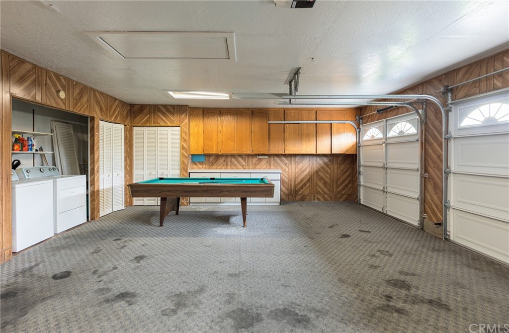 61 Sparrowhawk Irvine, CA 92604 - Photo 27 of 29 a view of game room with windows