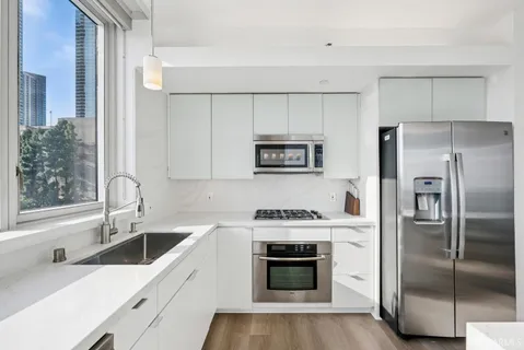 $1,475,000 | 501 Beale Street, Unit 7H, San Francisco, CA 94105