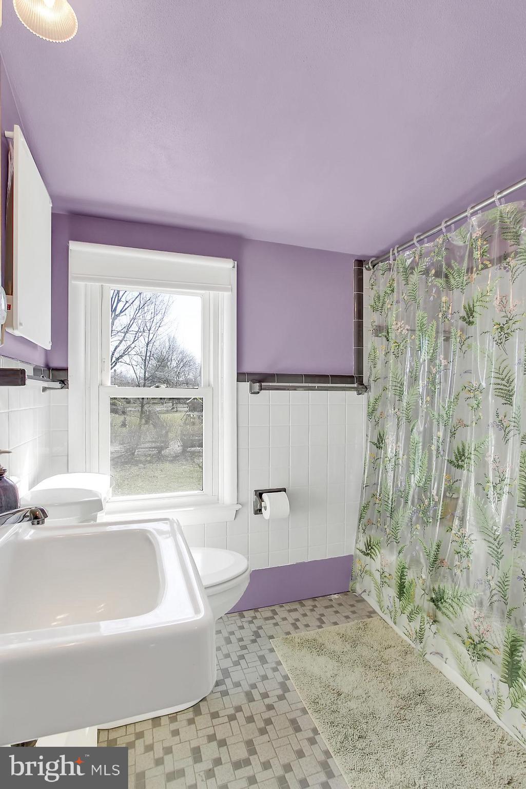 102 Rodes Avenue Gettysburg, PA 17325 - Photo 18 of 25 Gallery Image 18