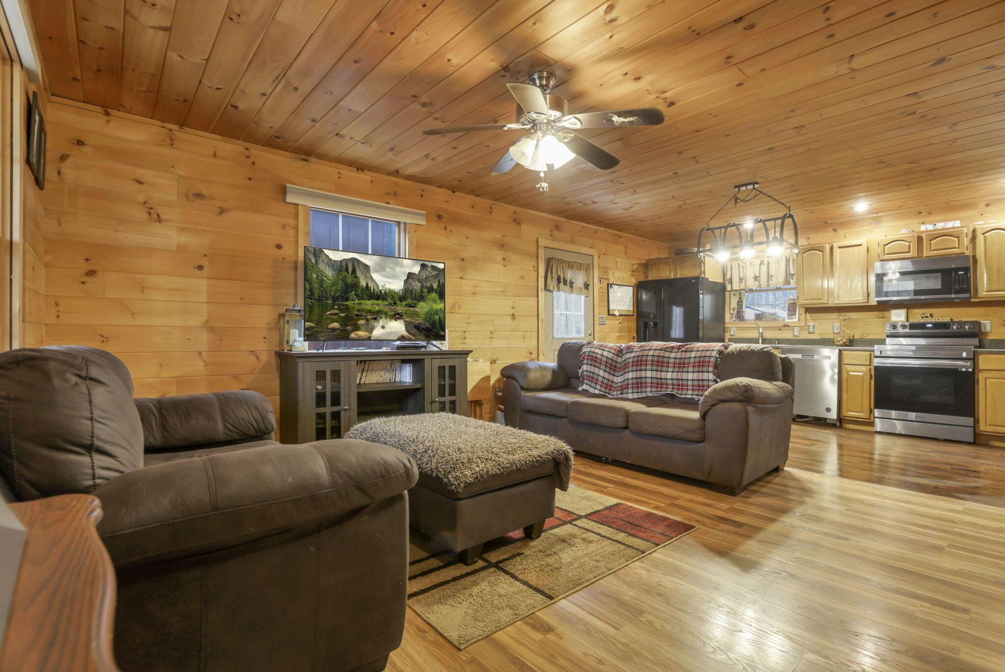 1335 Mingo Road Chillicothe, OH 45601 - Photo 9 of 48 8-web-or-mls-939A2692