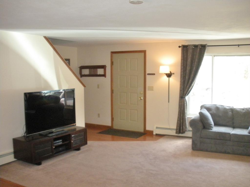 54 L Kilrea Road, Unit L Derry, NH 03038 - Photo 3 of 26