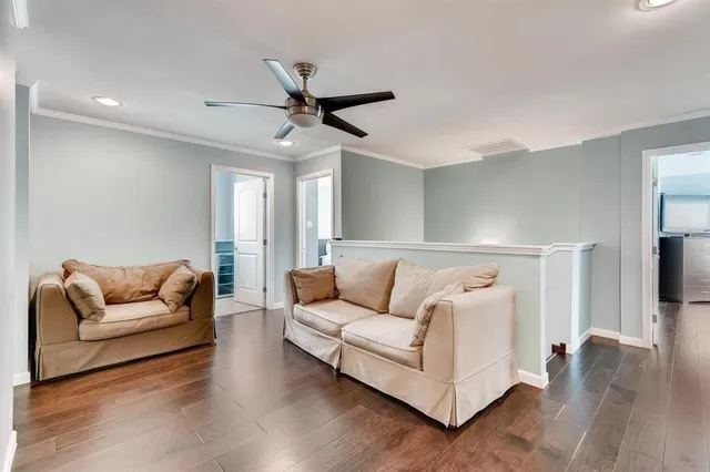 $4,300 | 5202 Pershing Street, Dallas, TX 75206