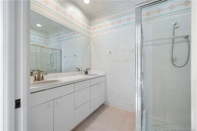 $850,000 | 4812 Sunset Drive, Vero Beach, FL 32963