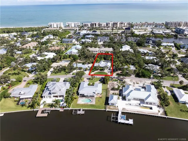 $850,000 | 4812 Sunset Drive, Vero Beach, FL 32963