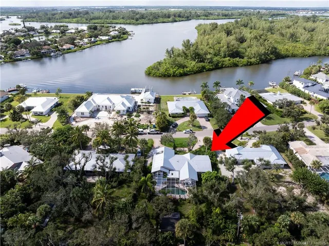 $850,000 | 4812 Sunset Drive, Vero Beach, FL 32963