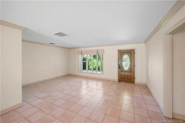 $850,000 | 4812 Sunset Drive, Vero Beach, FL 32963