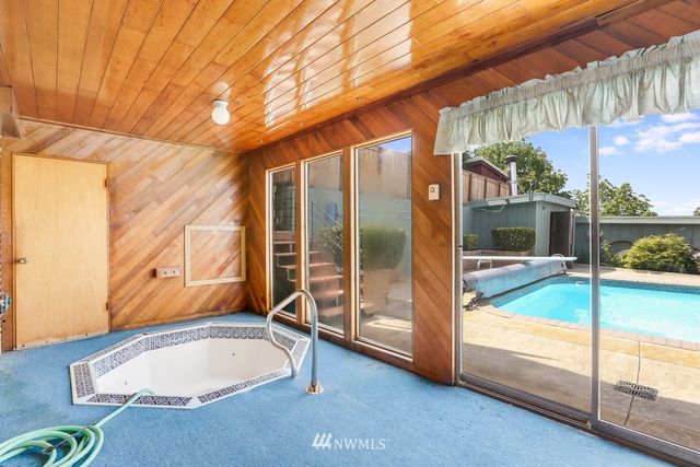 a picture of a floor plan